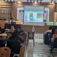 A workshop on scratch programming held in Gopalganj for primary school teachers